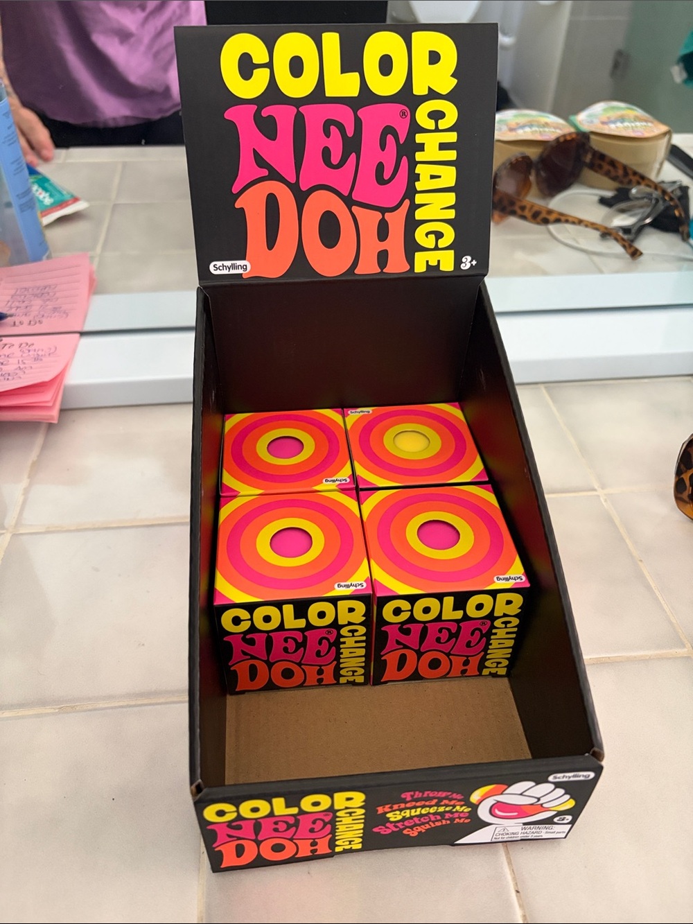 Color changing nee dohs with display box